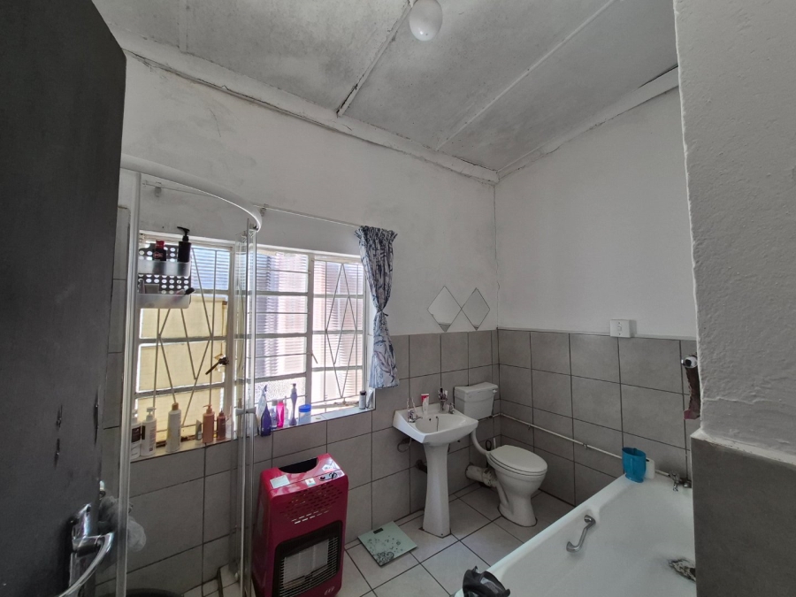 3 Bedroom Property for Sale in Aliwal North Eastern Cape